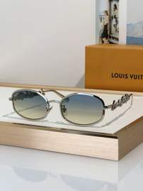 Picture of Louis Vuitton Sunglasses _SKUfw79279998fw